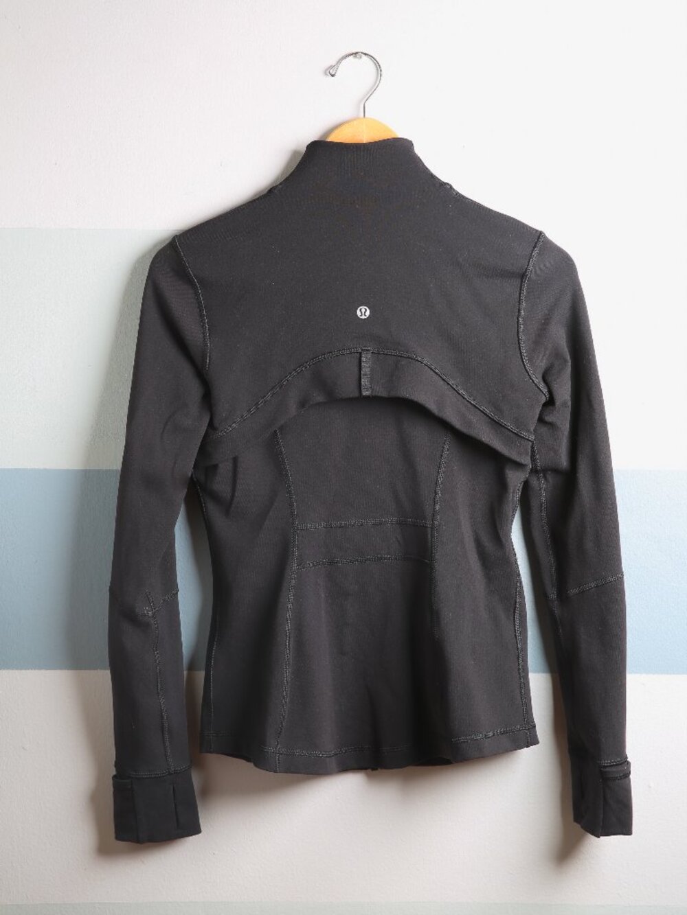LULULEMON Black Define Jacket Luon™ | Size 6 - Picture 6 of 15